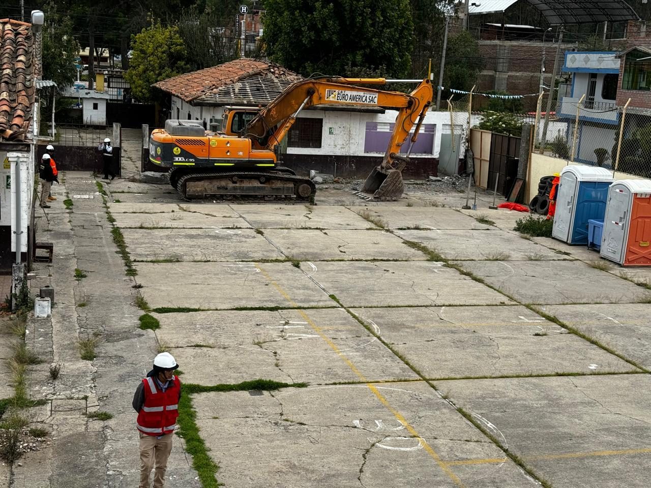 Demolición IE. 09 DE JULIO CONCEPCIÓN